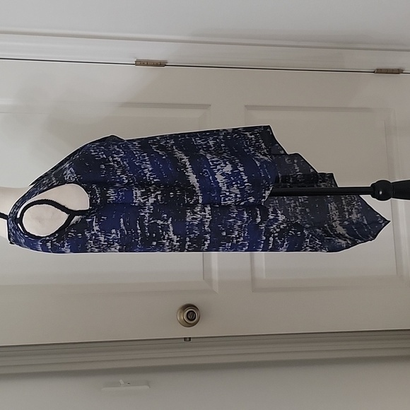 BCBGMaxAzria Size XS Orient Blue "Edythe" Blouse, Gently Used Condition - Picture 6 of 15